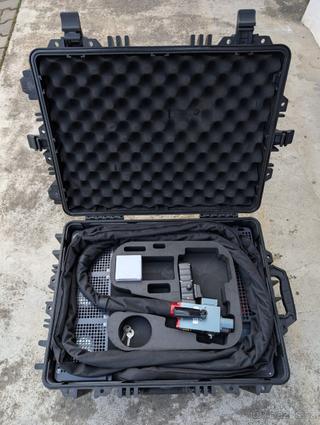 čistící mobilní pulsní laser kufříková verze 300W