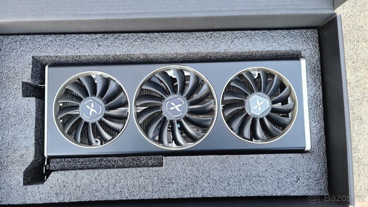 Grafická karta XFX Speedster RX 6700 XT MERC 319 BLACK 12GB