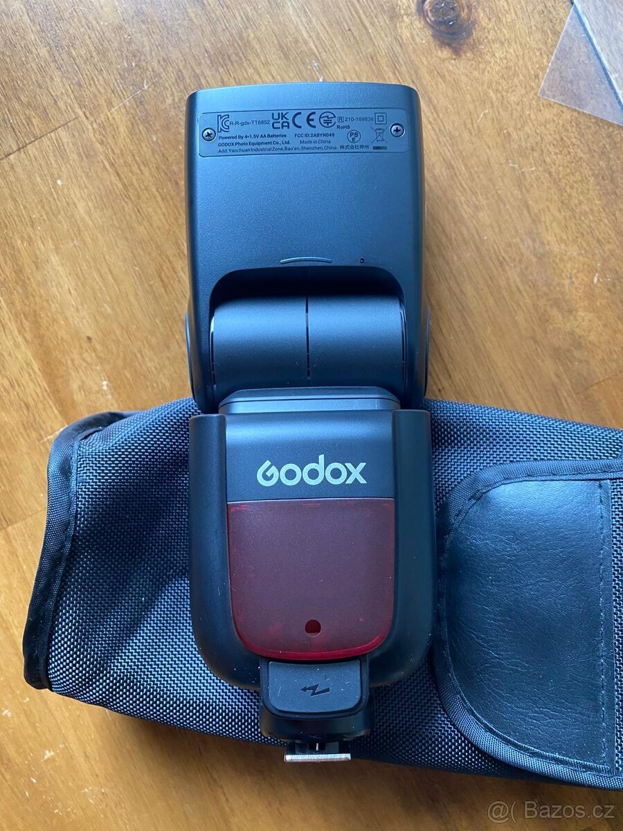 Godox Speedlite TT685IIO