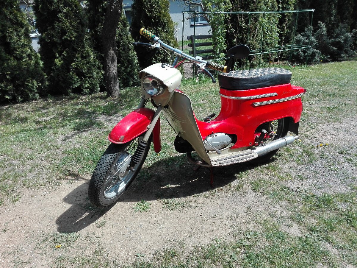 Jawa Pionýr 20 bez TP pojízdný původní lak zachovalý