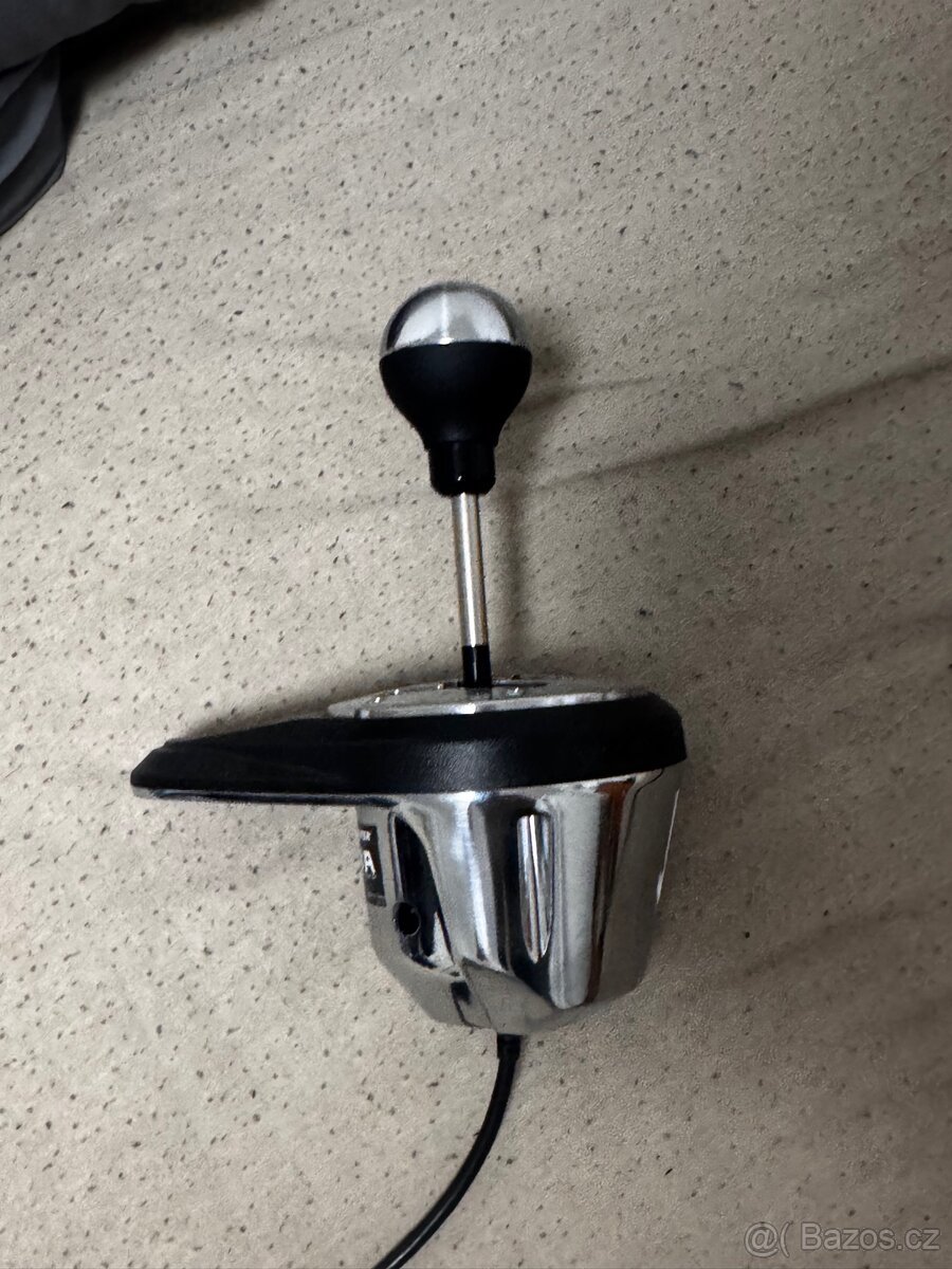 Řadící páka Thrustmaster TH8A