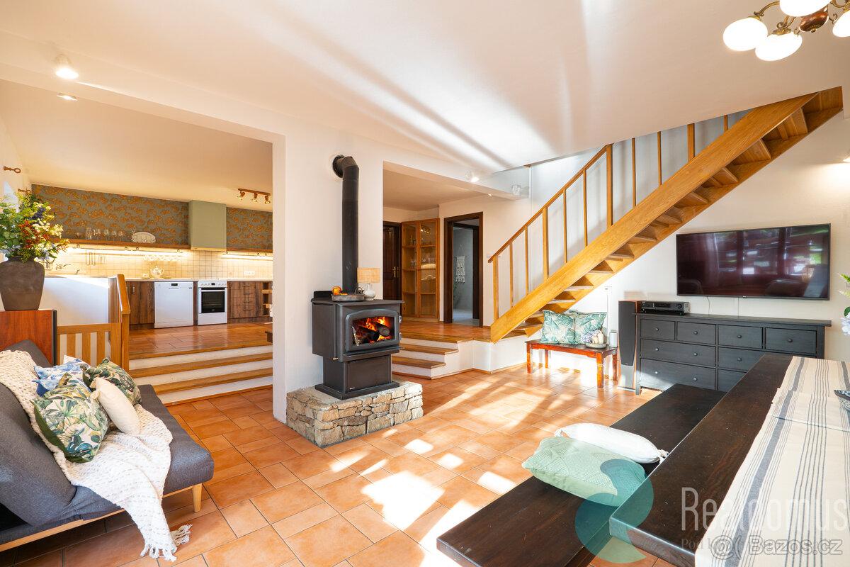 Prodej, relaxační/jogové centrum 267 m2, pozemek 1.528 m2, Z