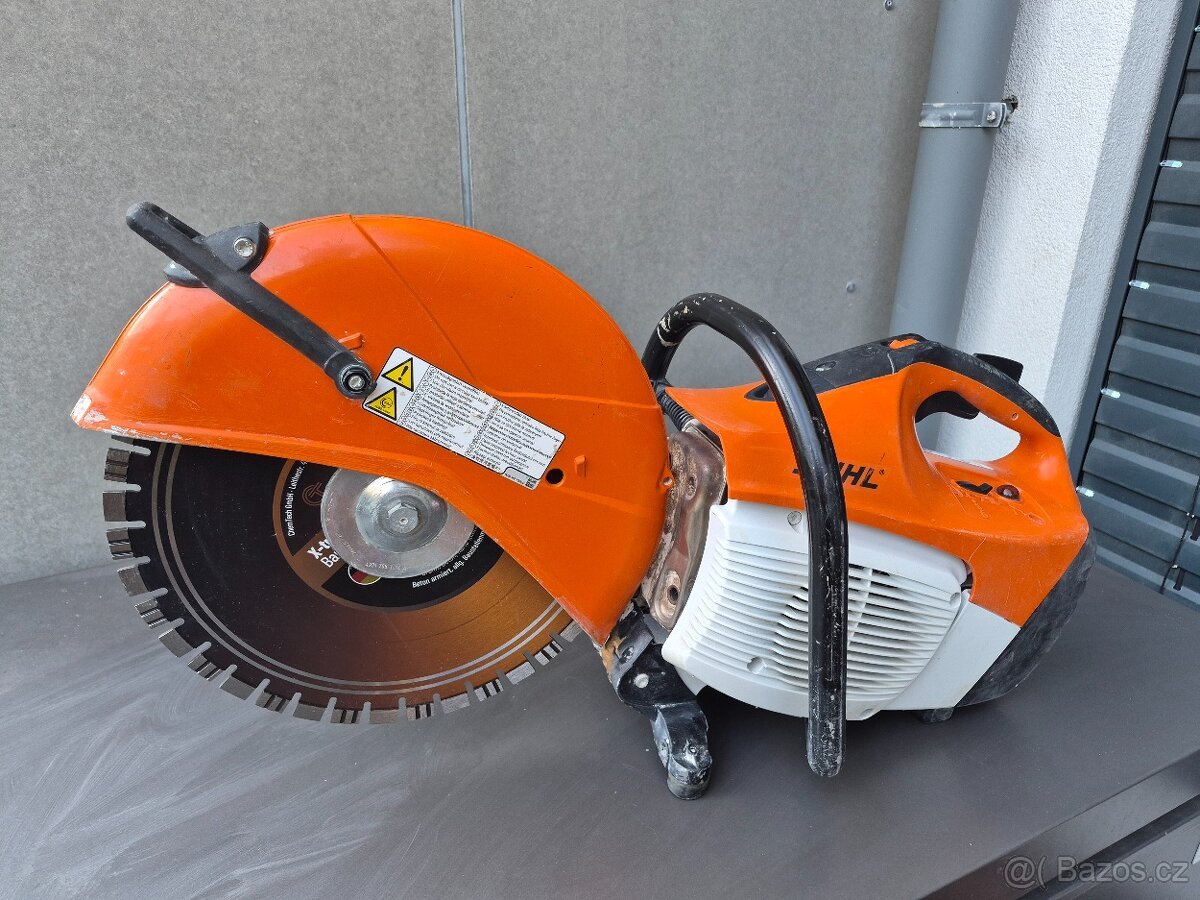 Rozbrušovací pilu Stihl TS 420 (07.2025)