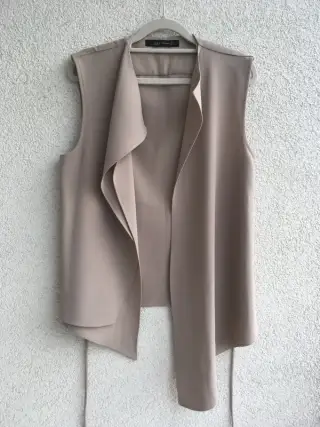 Béžová vesta Zara