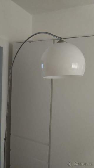 OBLOUKOVÁ PODLAHOVÁ VELKÁ LAMPA