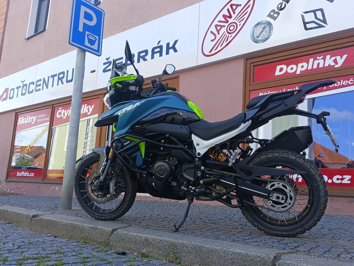Benelli TRK 902 XPLORER