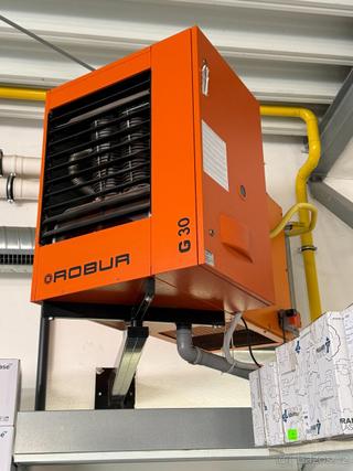 Robur G30 plynový ohřívač