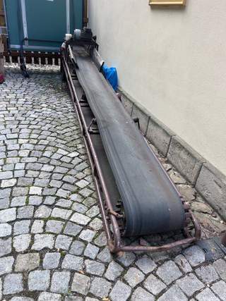 Pásový dopravník