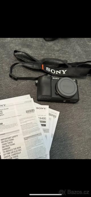 Sony A6400 – pouze 2400 expozic, top stav