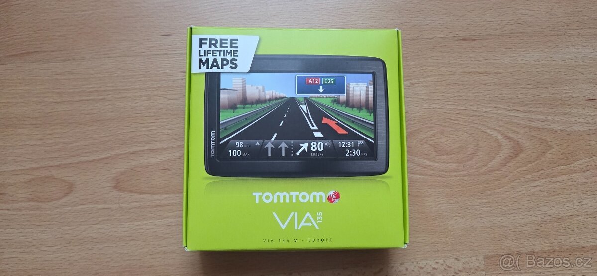 Navigace TomTom Via 135