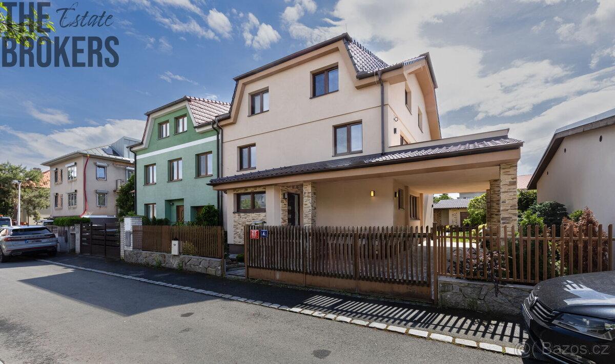 Prodej obchodního prostoru - ateliéru, 13 m2, Praha 6 Sedlec