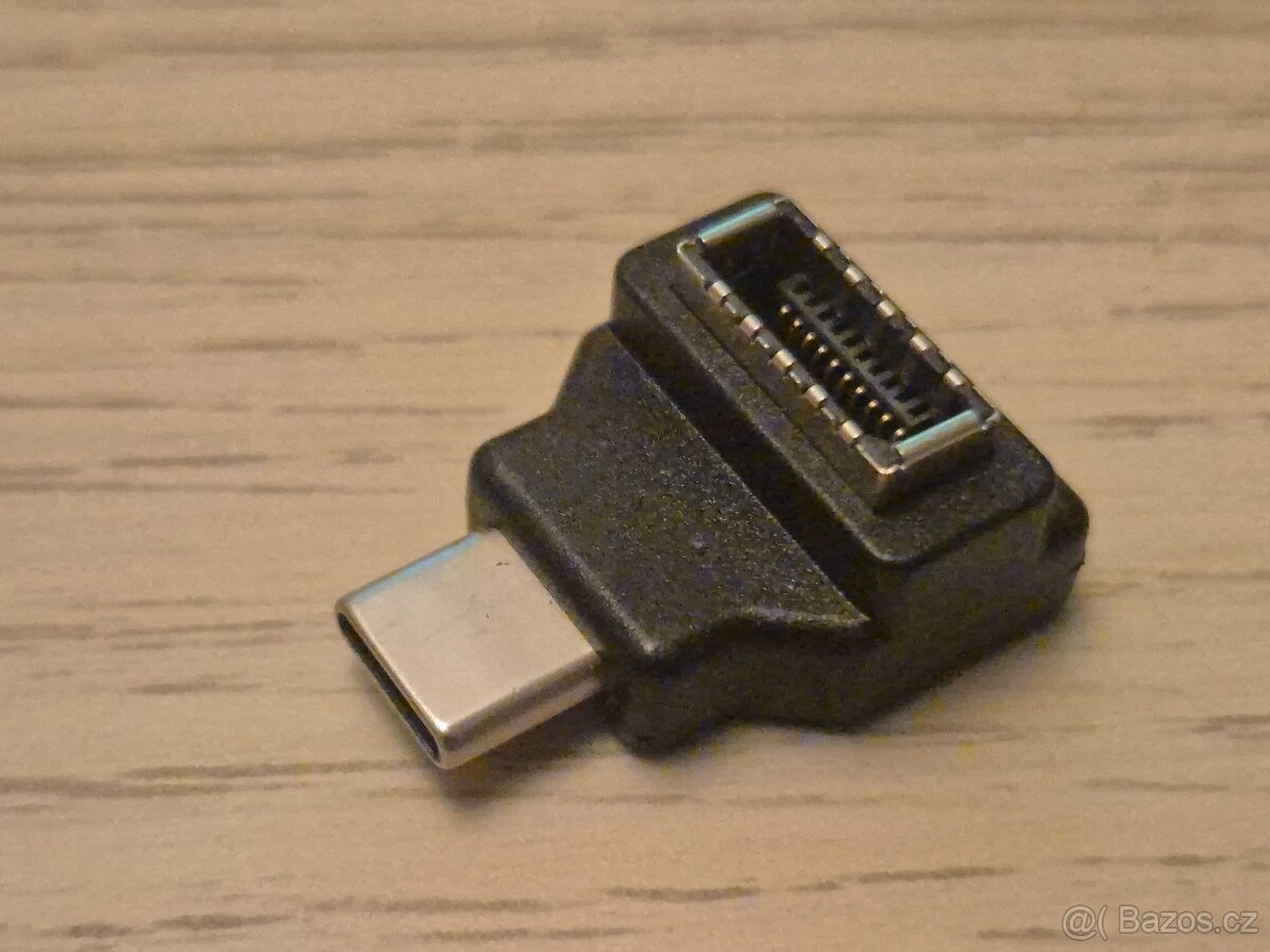 Adaptér USB-C na TYPE-E