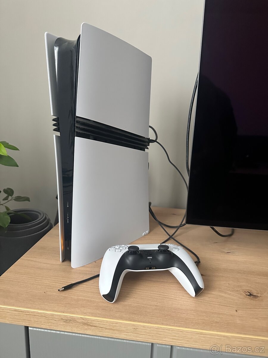 PlayStation 5 Pro - 2 TB - záruka