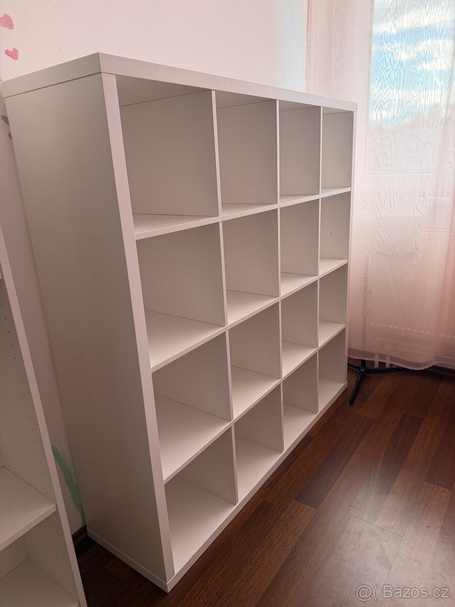 Regál KALLAX Ikea 4×4 bílý