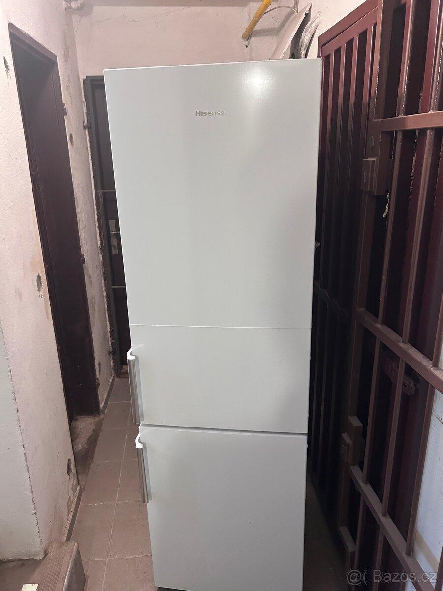 Lednice s mrazákem HISENSE RB343D4DWE