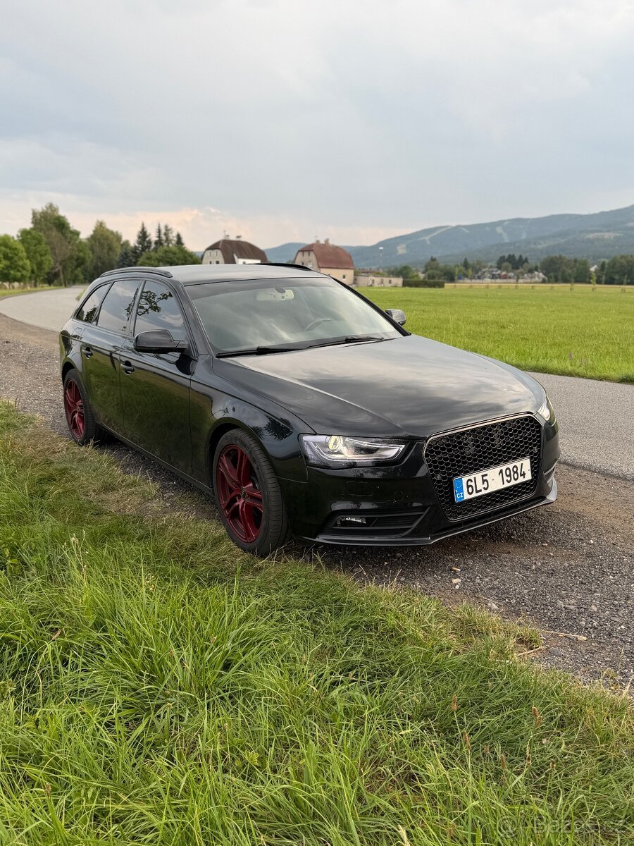 Audi A4 – 2012, 377 260 km