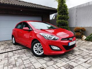 Hyundai i30 1.6 16V - BENZIN - NAJETO JEN 118 TIS.KM