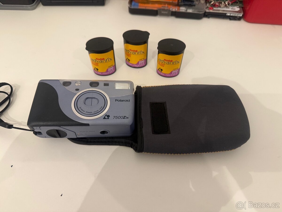 Polaroid 7500ZIX + pouzdro + 3× Kodak Advantix APS 200 film