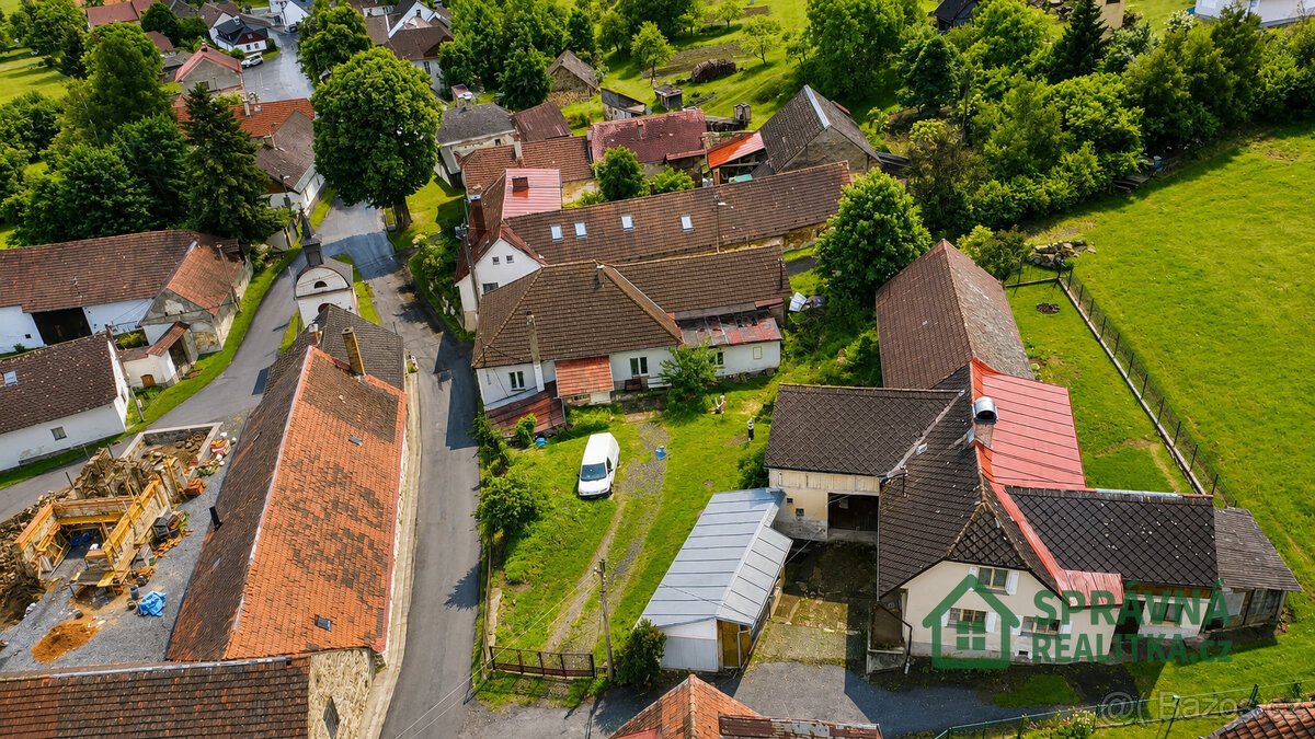 Prodej bývalé restaurace 220 m² s pozemkem 932 m² a stodolou