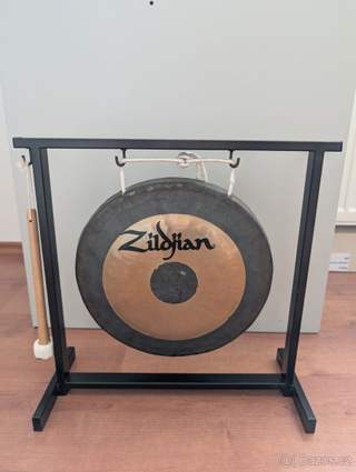 Zildjian 12" Traditional Gong And Stand Set