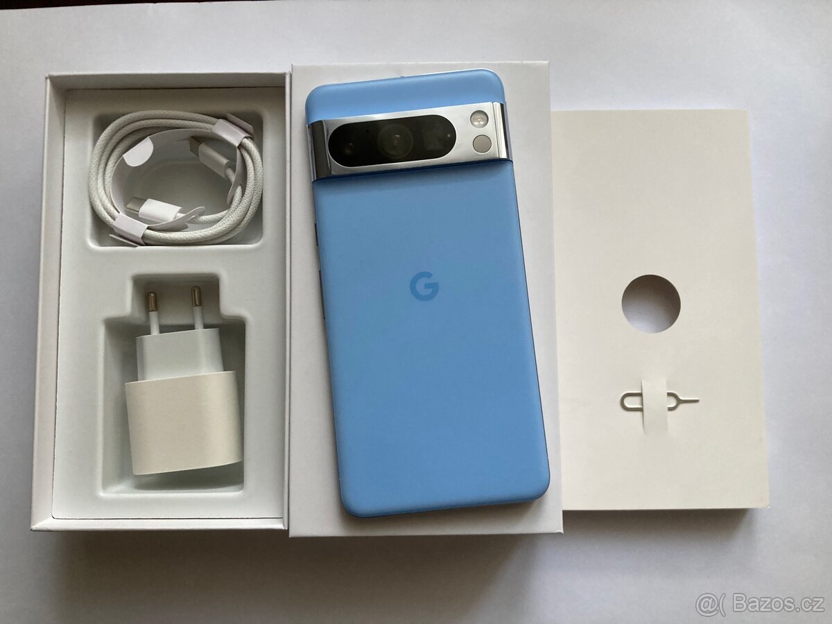 Google Pixel 8 Pro 12 / 128 GB stav + příslušenství