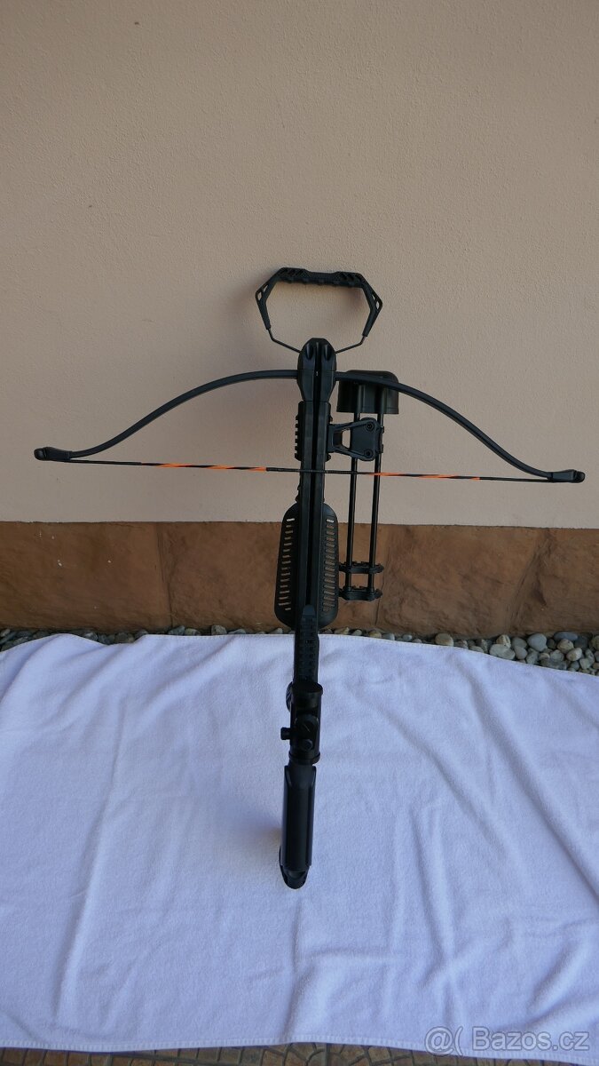 Kuše Barnett Blackcat//165LBS