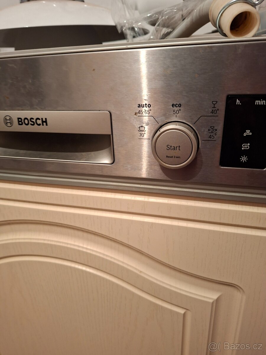 Prodám vestavěnou myčku Bosch