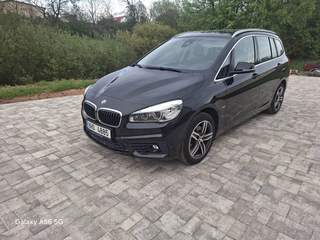 BMW 218i Gran Tourer Sport Line
