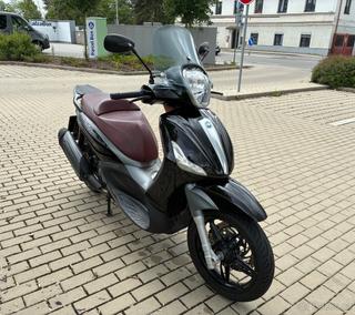 Piaggio Beverly 350