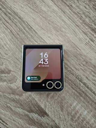 Samsung ZFlip 6