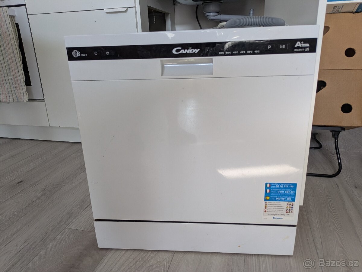 Myčku Candy CDC P8