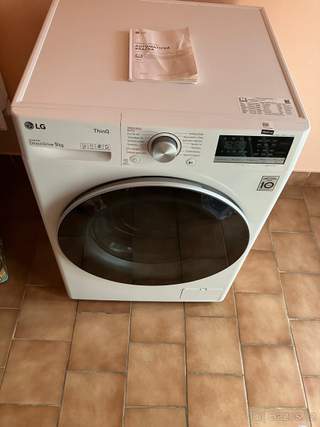 Parní pračka LG | 10 kg | A | 1400 ot./min | Direct Drive™