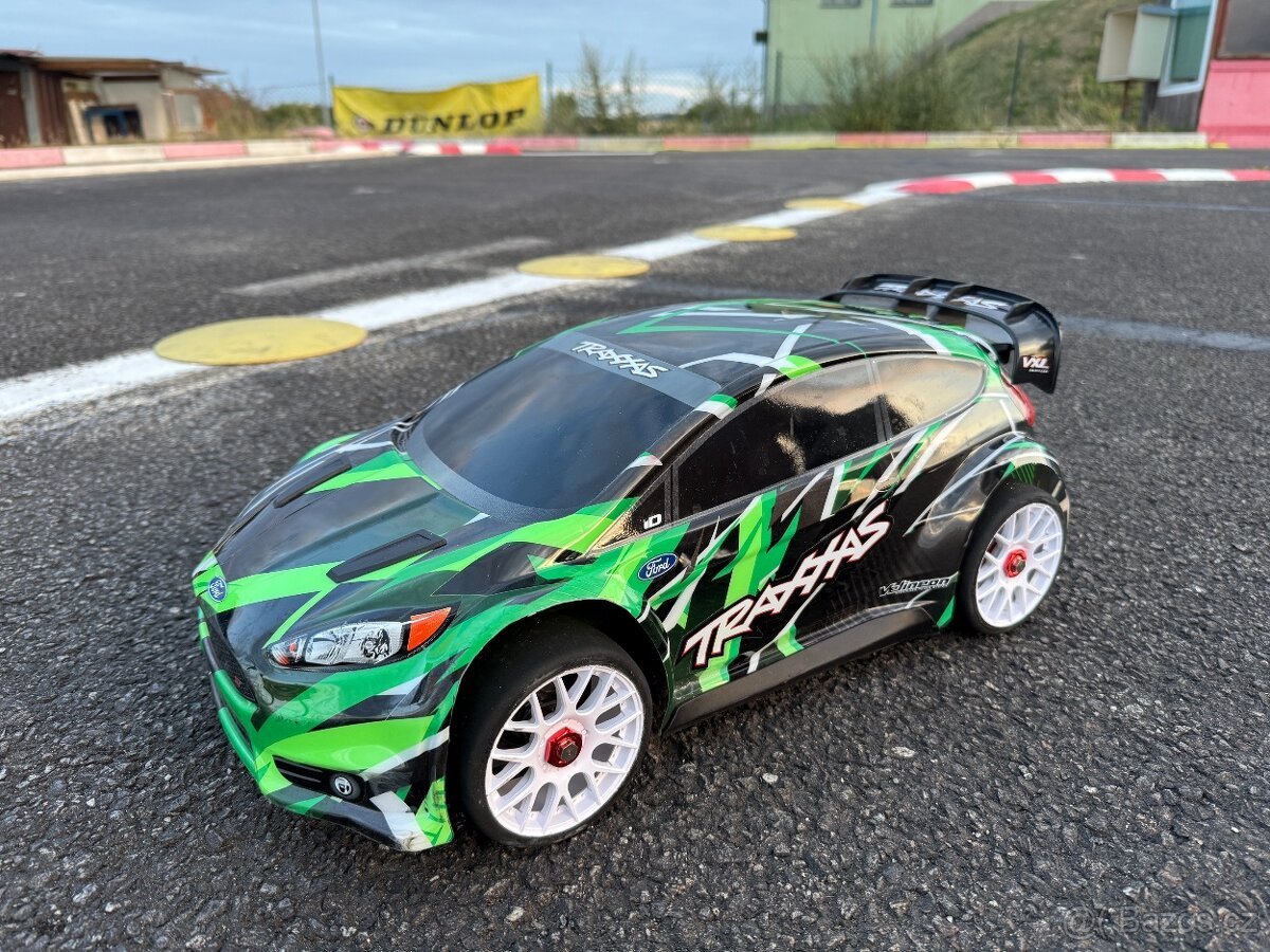 RC Auto - Model na Dálkové Ovládání