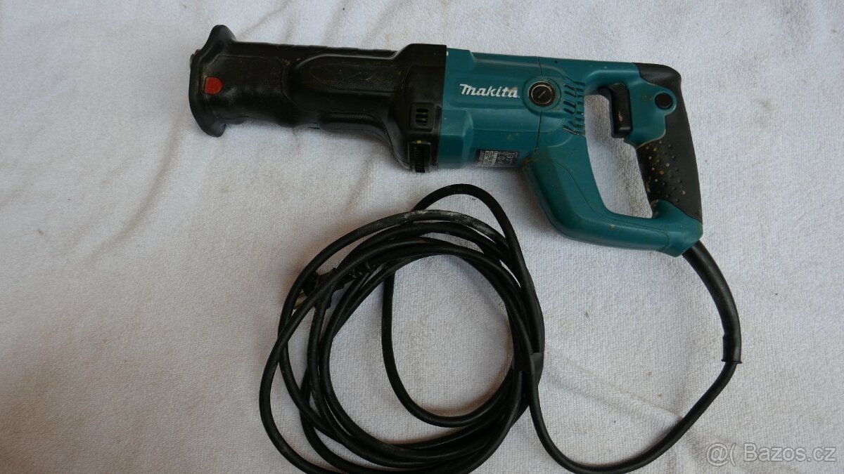 Makita JR3050T - Pila ocaska 1010W