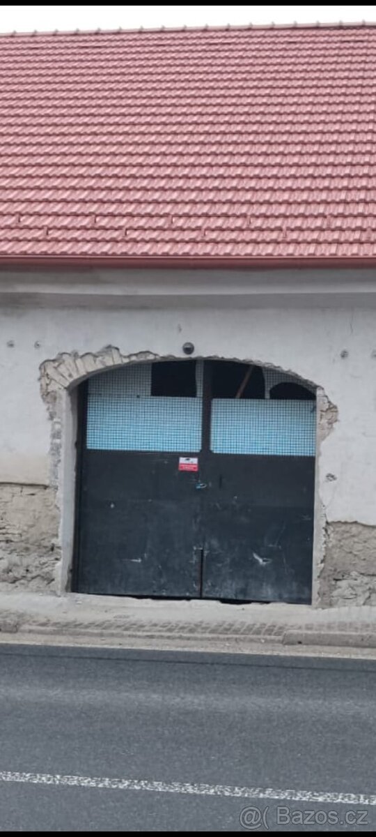 Plechová stavební vrata