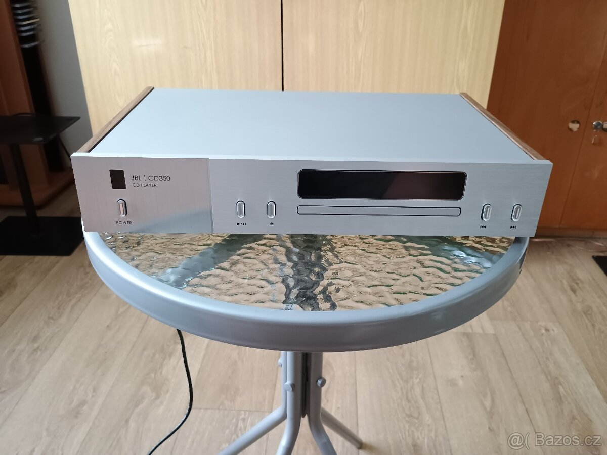Hi-fi CD přehrávač JBL CD 350