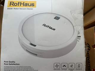 Nový Robotický vysavač ES330