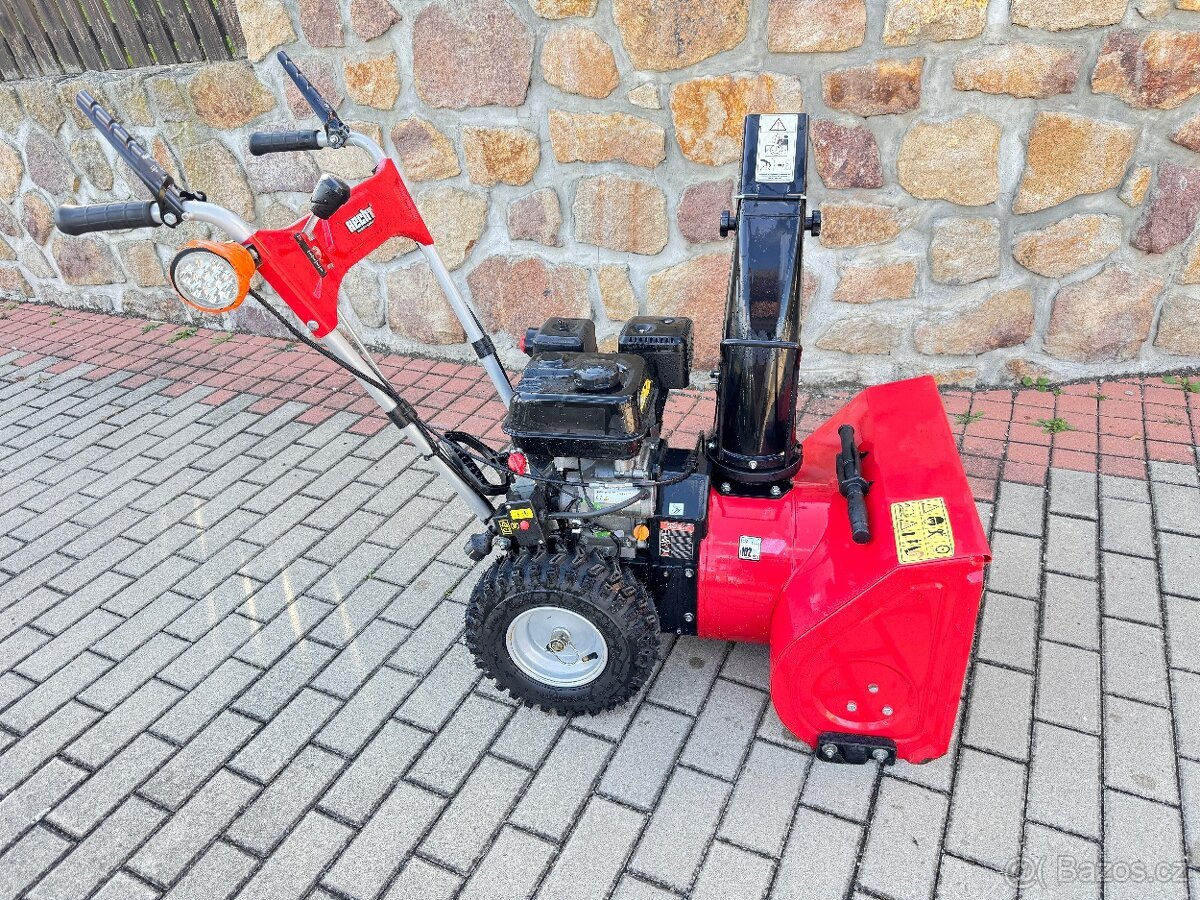 Sněhovou frézu HECHT 9555 SE