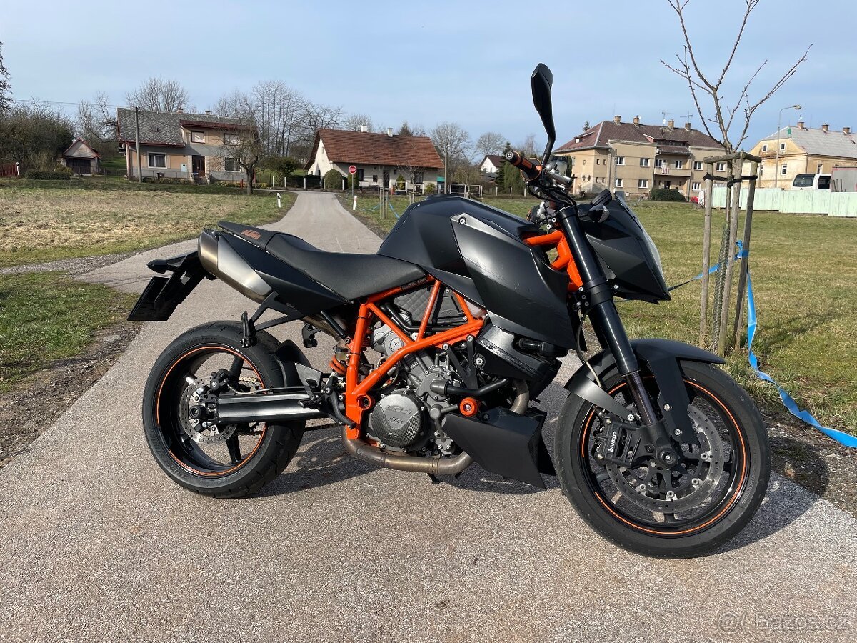 KTM Superduke 990