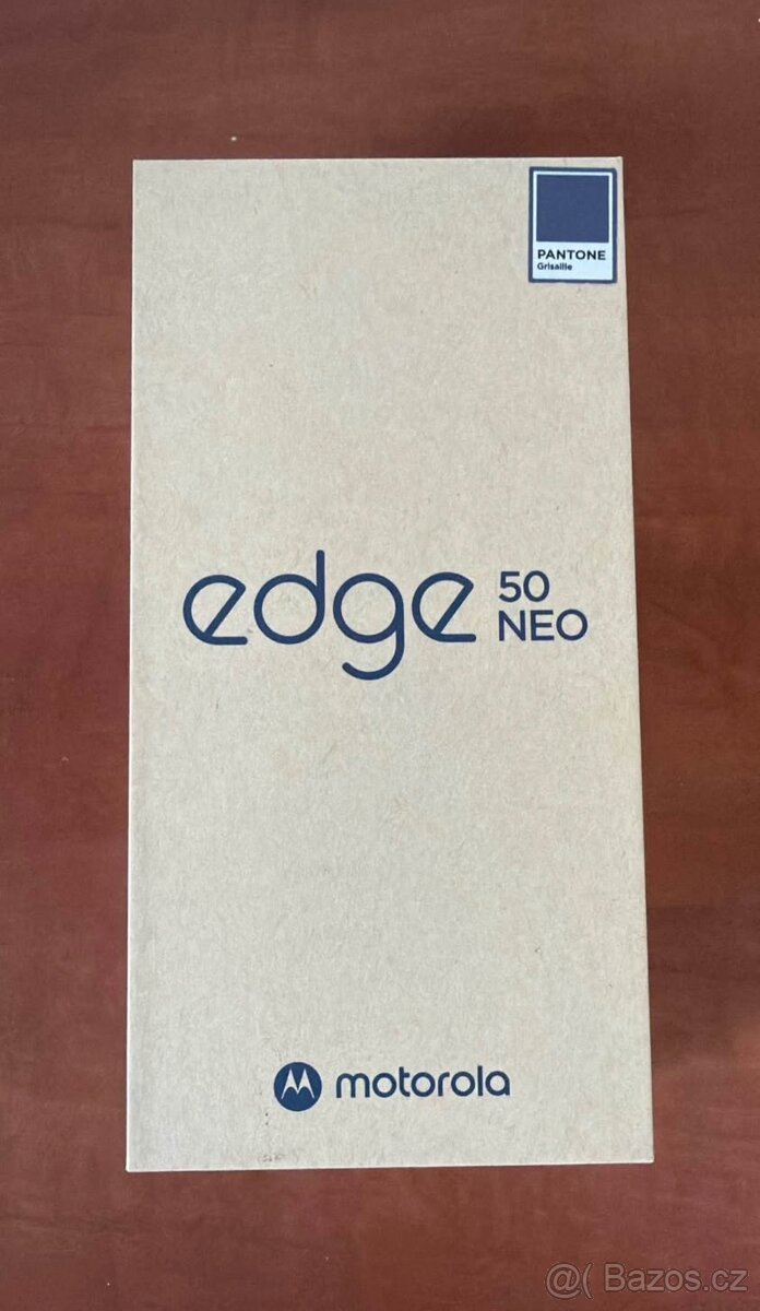 Motorola Edge 50 Neo 8GB/256GB PANTONE Grisaille - NOVÝ