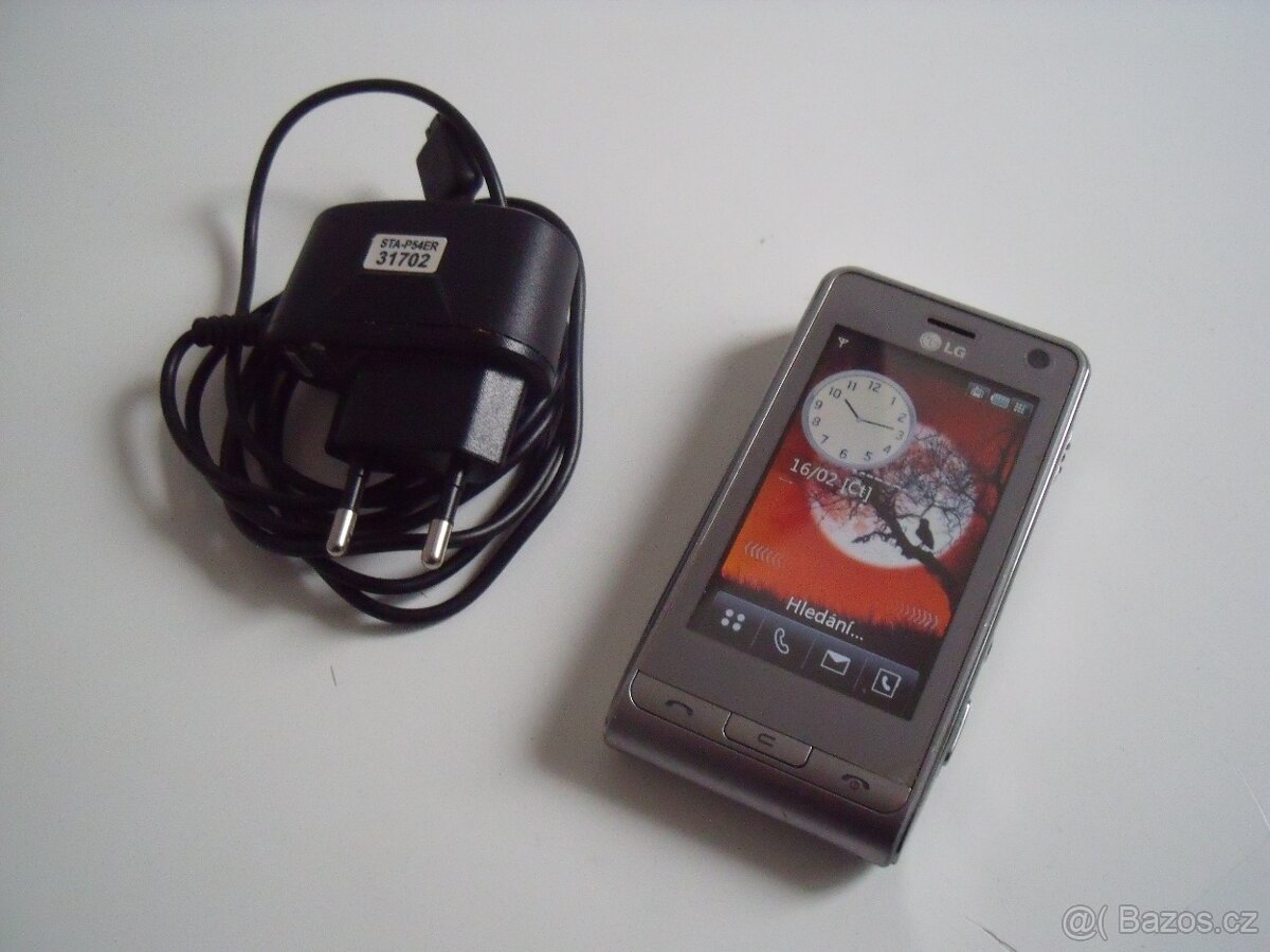 LG KU990R + orig. nabíječka. -stav