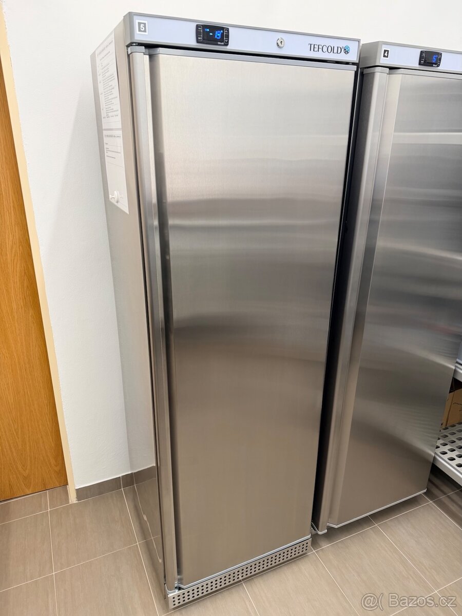 SKŘÍŇ TEFCOLD UF 400VS MRAZÍCÍ