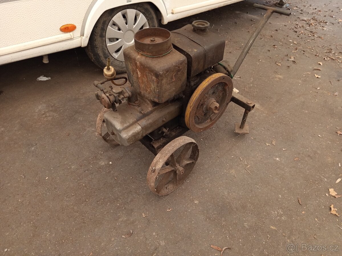 Stabilní motor Agrostroj Prostějov Wikov