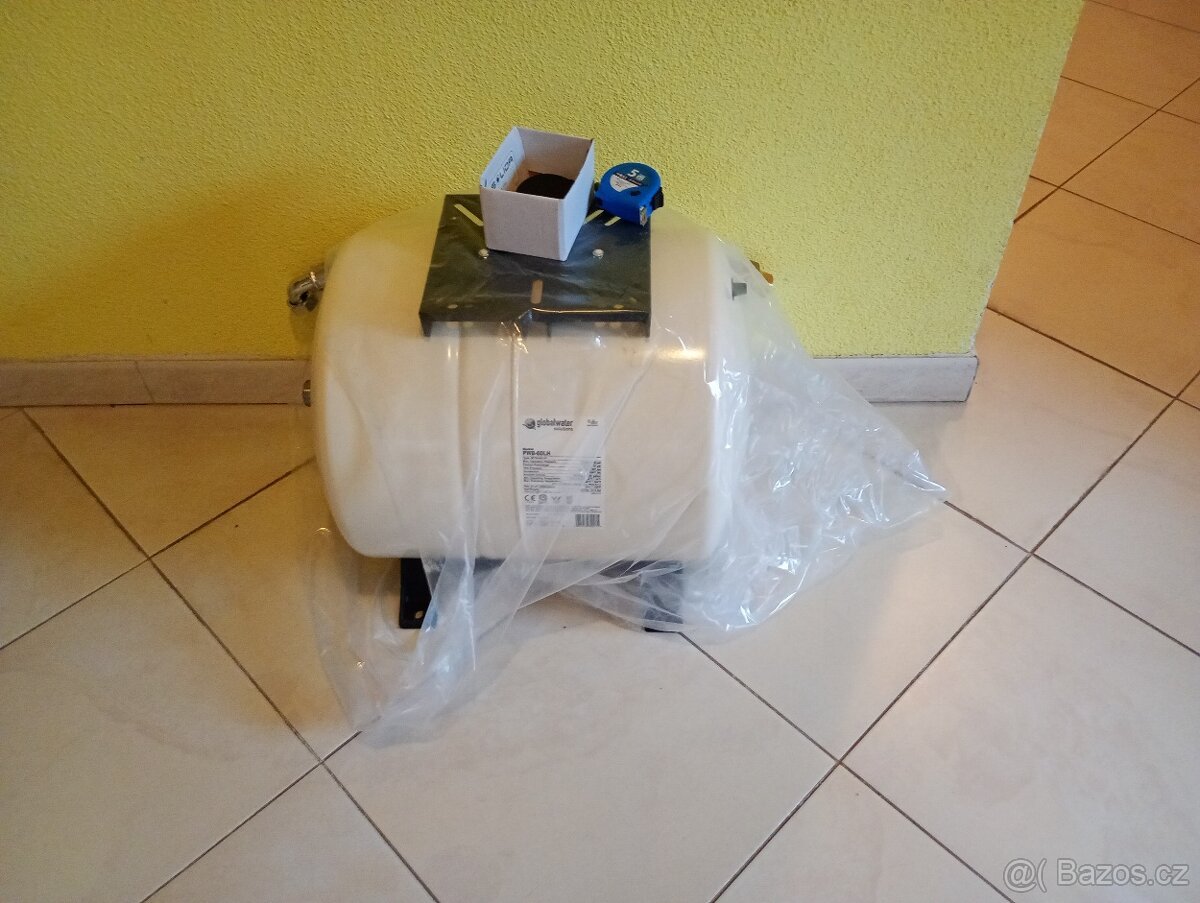 tlaková nádoba k domácí vodárně Reflex 80l s membránou
