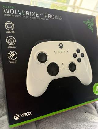 Razer Wolverine V3 Pro White/Bílý NOVÝ, ZAPEČETĚNÝ
