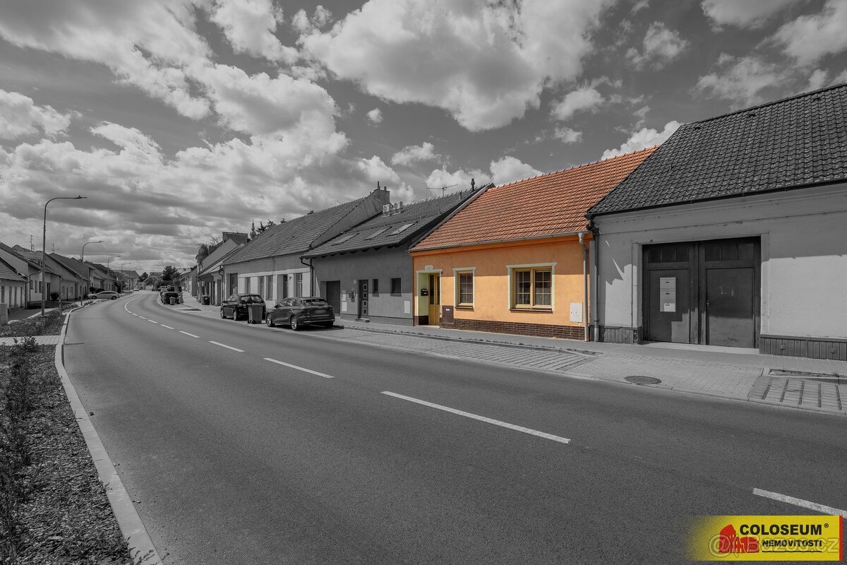Modřice, RD 4+1, vinný sklep, zahrada – rodinný dům