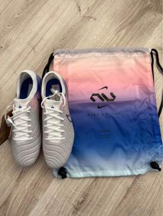 Nike Legend 10 Elite