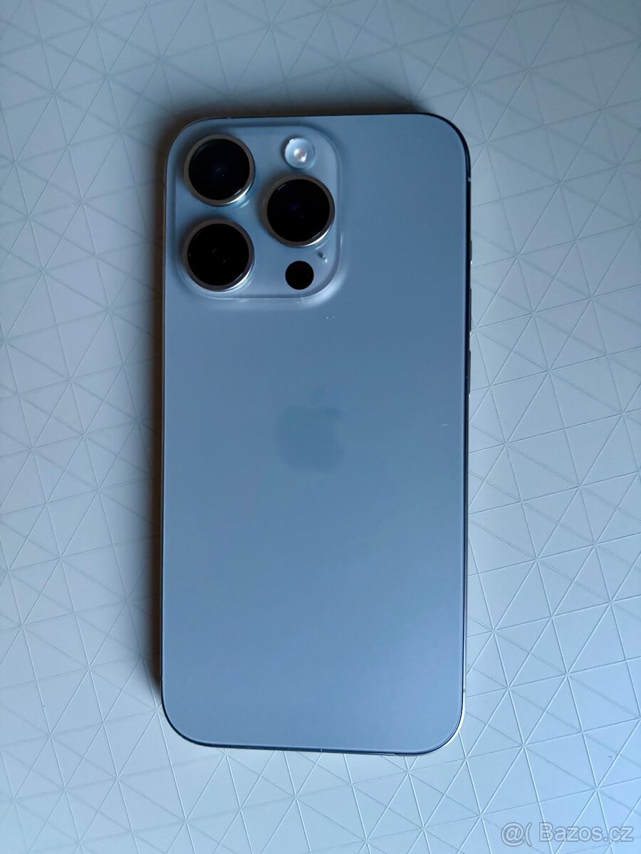 Apple iPhone 15 Pro