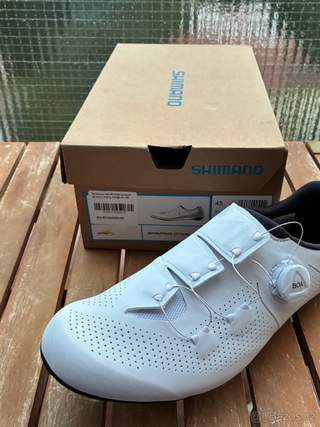 Shimano SH-RC302 White, vel. 45, BOA, stav
