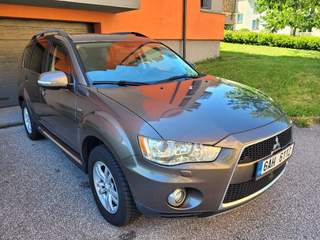 Outlander 2.2 DI-D 130kW 4WD (4x4) r.v2012